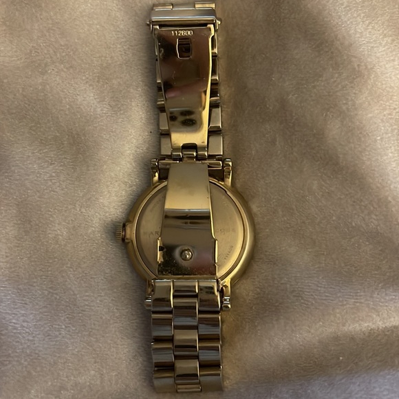 **SOLD ELSEWHERE** Marc Jacobs - Gold Watch w/ Black Face - Picture 7 of 13